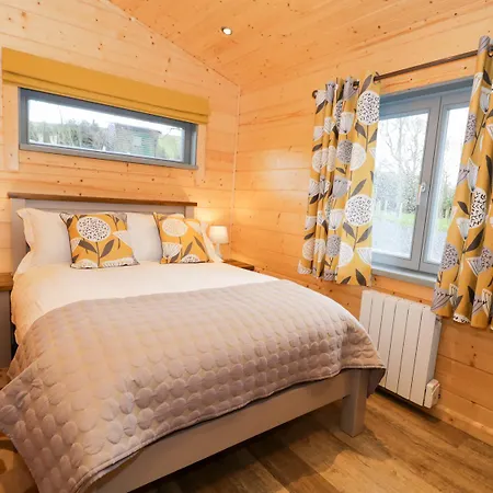 Oak Ferienhaus *